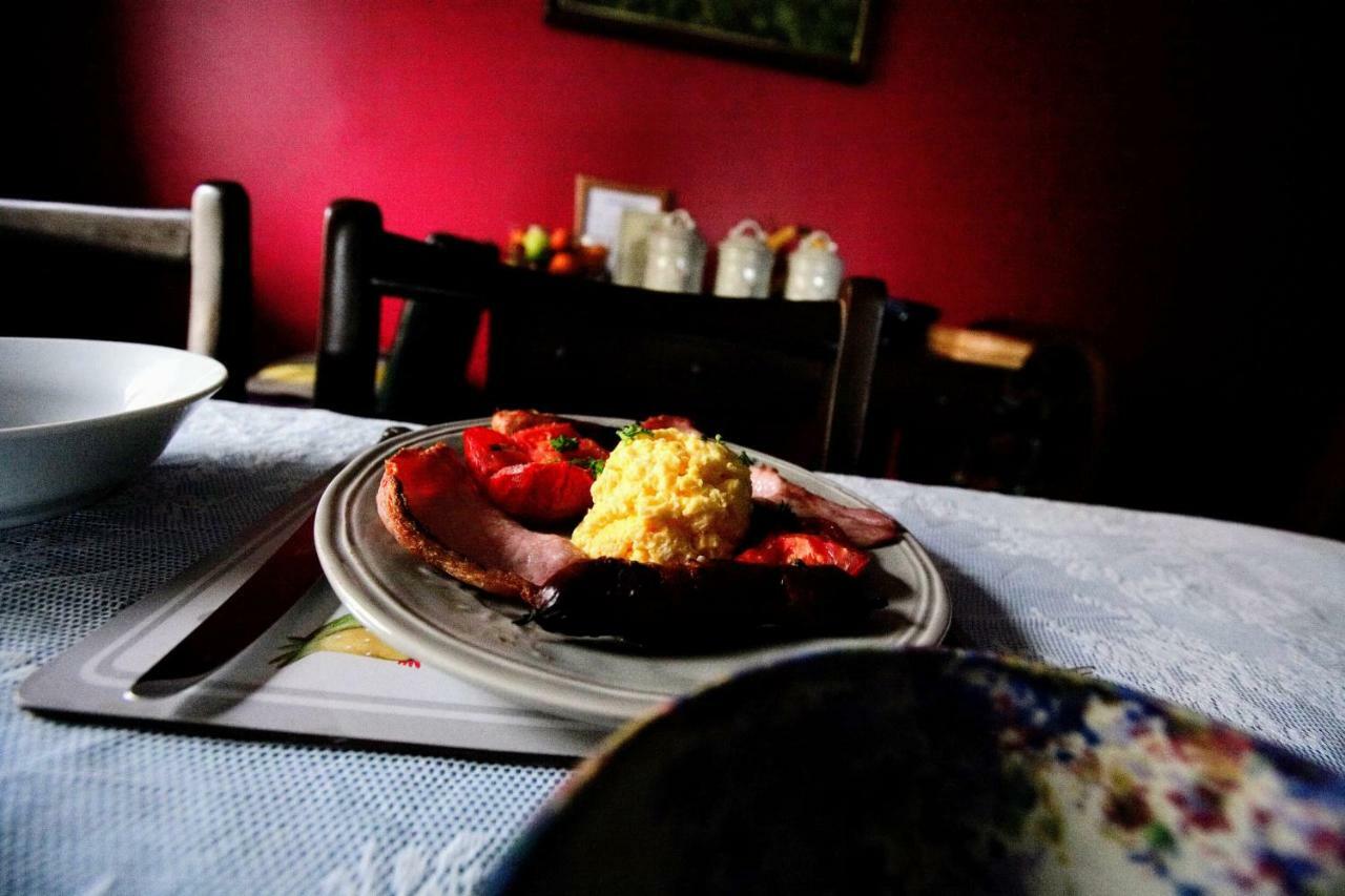 Abbey View Bed & Breakfast กัลเวย์ ภายนอก รูปภาพ